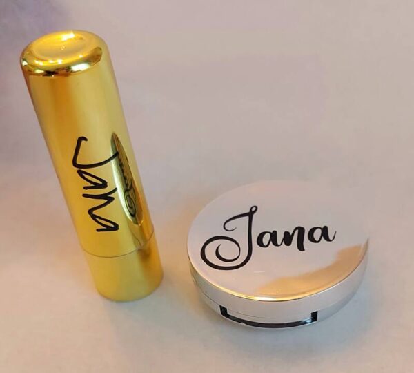 20220128_113535.jpg Set lippenbalsems (stick en lippenbalsem met spiegeltje) — naam